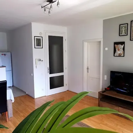 Kazinczy 52 B Apartment Budapest
