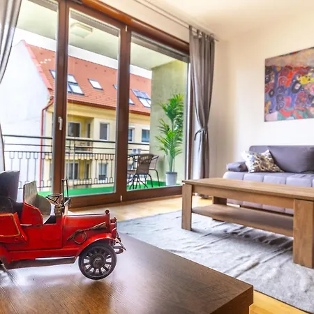 Kazinczy 52 B Budapest