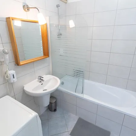 Kazinczy 52 B Budapest